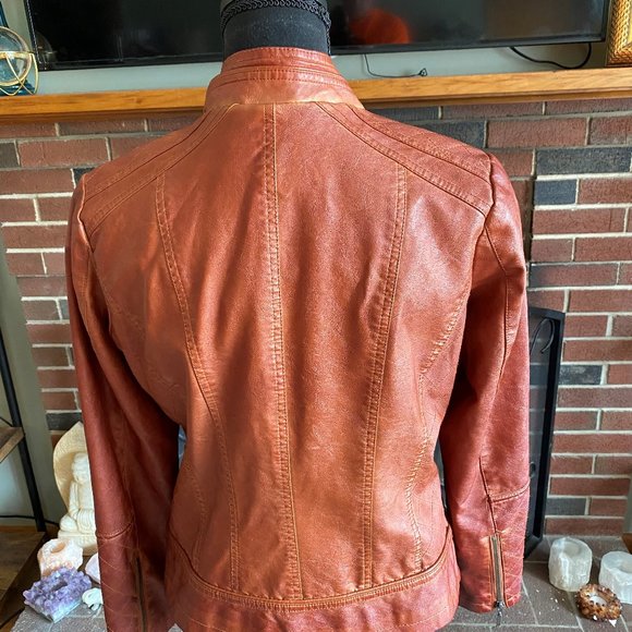 Bernado collectionTan or brown faux leather jacket - Picture 5 of 7